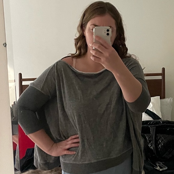 Beyond Yoga boatneck/dropped shoulder heather grey sweatshirt EUC (see fit pics) - Picture 5 of 6